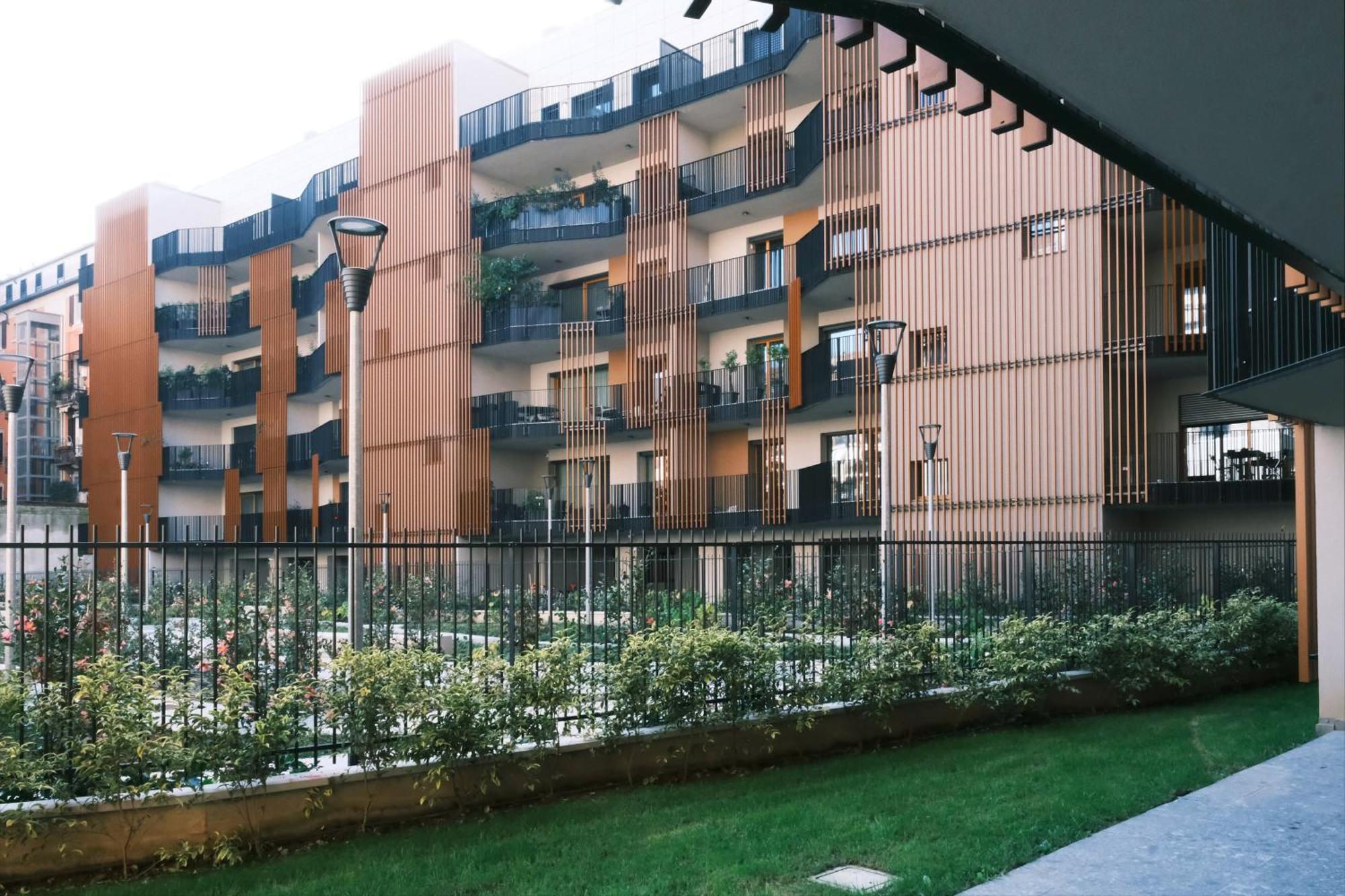 Comecasa Modern Terraced & Palestra Apartment Milano Exterior foto